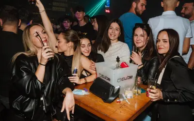 Galerija: 💋 KISS IT BETTER 💋 - subota, 15.11 - 12