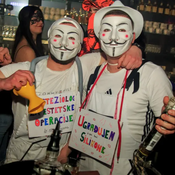 GoldenCube Mostar - 🎭 MASKIRAJ SE I OSVOJI PODIJ.