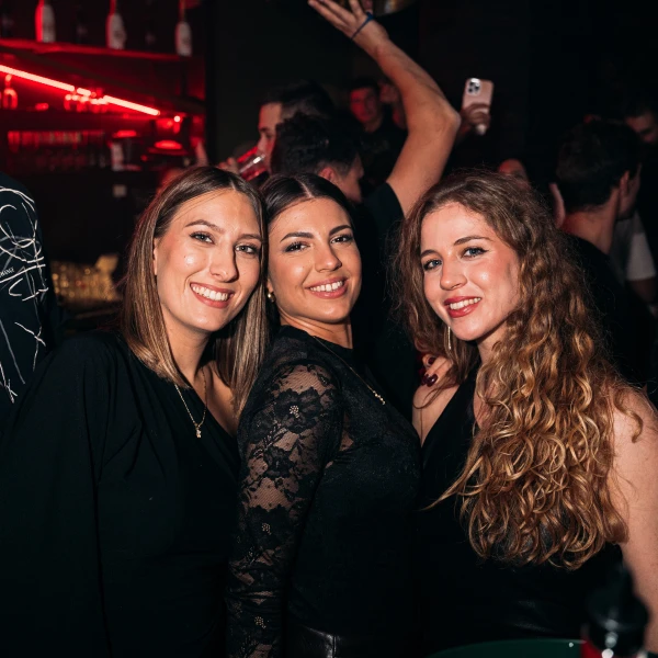 GoldenCube Mostar - VERO, NEVERO